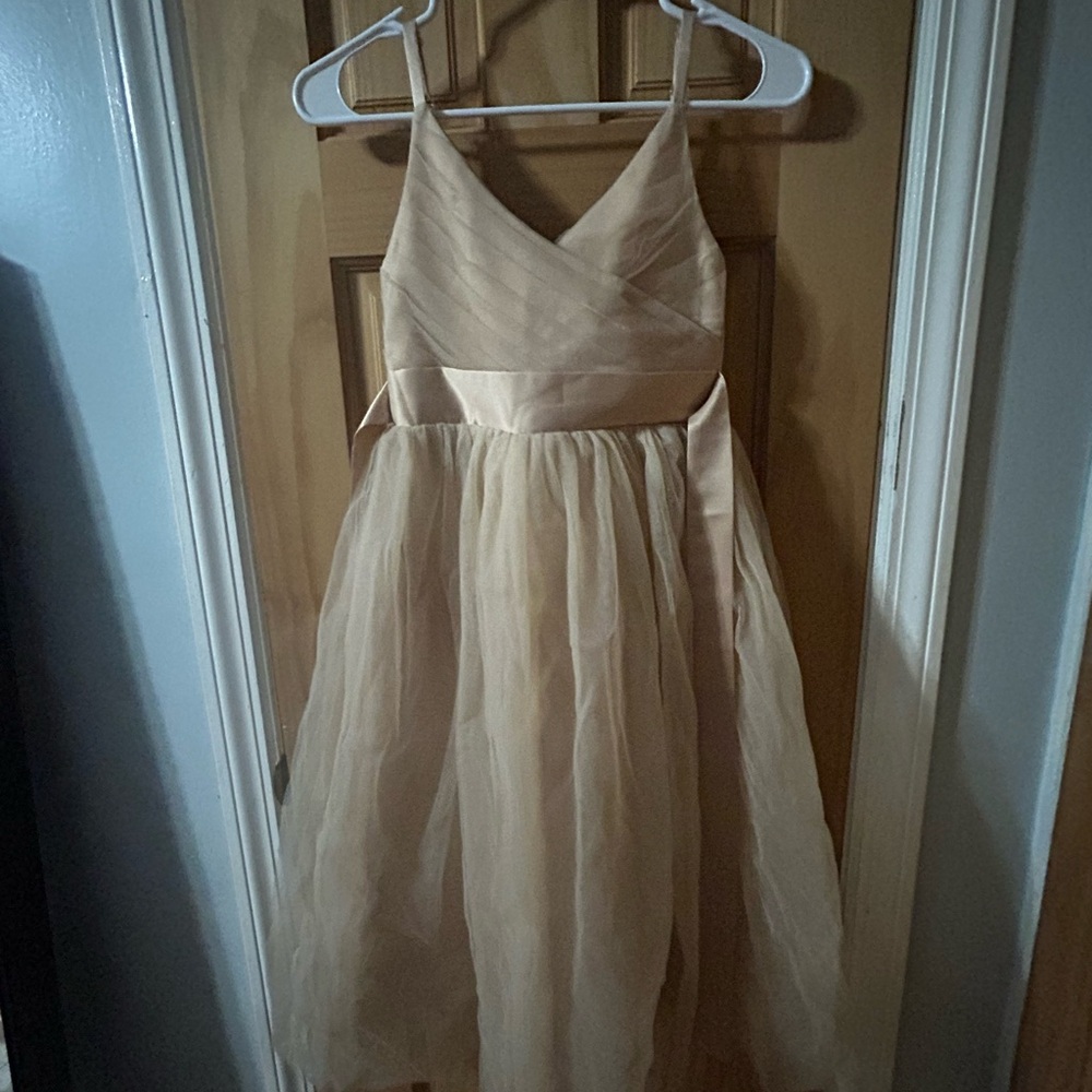 Elegant Cream Sleeveless Dress